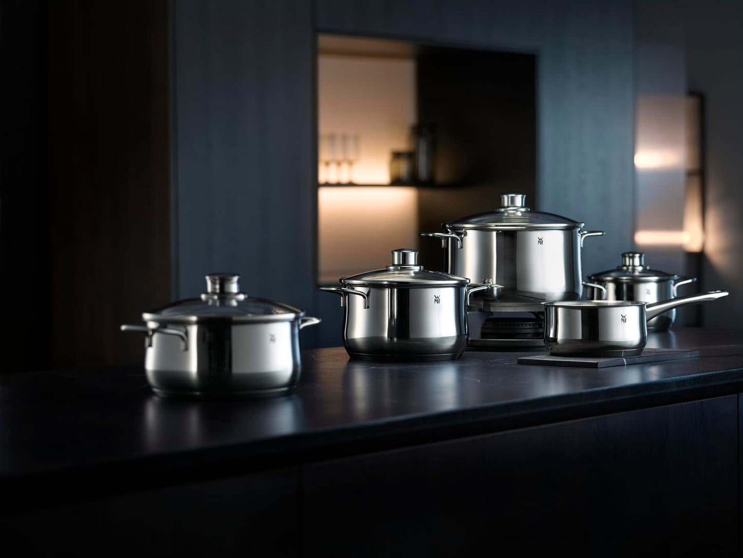 WMF Diadem Plus Batería de Cocina 5 Piezas, Acero Inoxidable, Inducción, Cacerolas 16/20/24 cm, Cacerola baja 20 cm, Cazo 16 cm con 4 Tapas Cristal